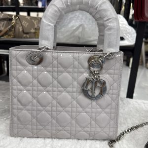 Christian Dior medium