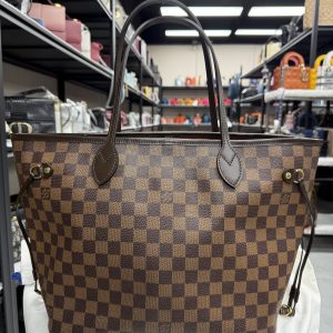 Louis Vuitton Neverfull MM