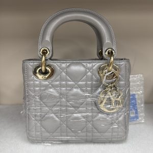 Christian Dior lady dior mini